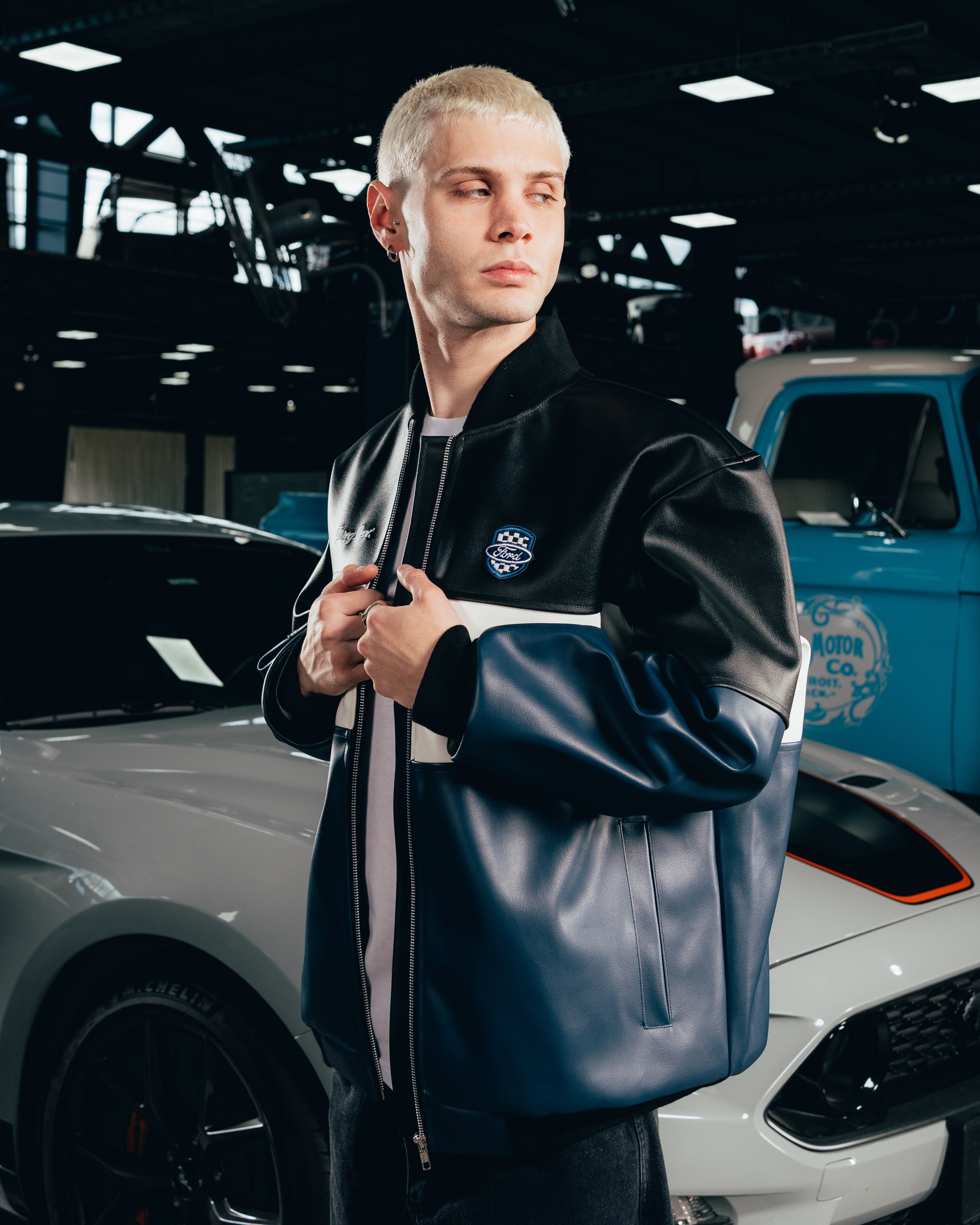CAMPERA ECO-CUERO [ FORD ] CLASSIC COLORS