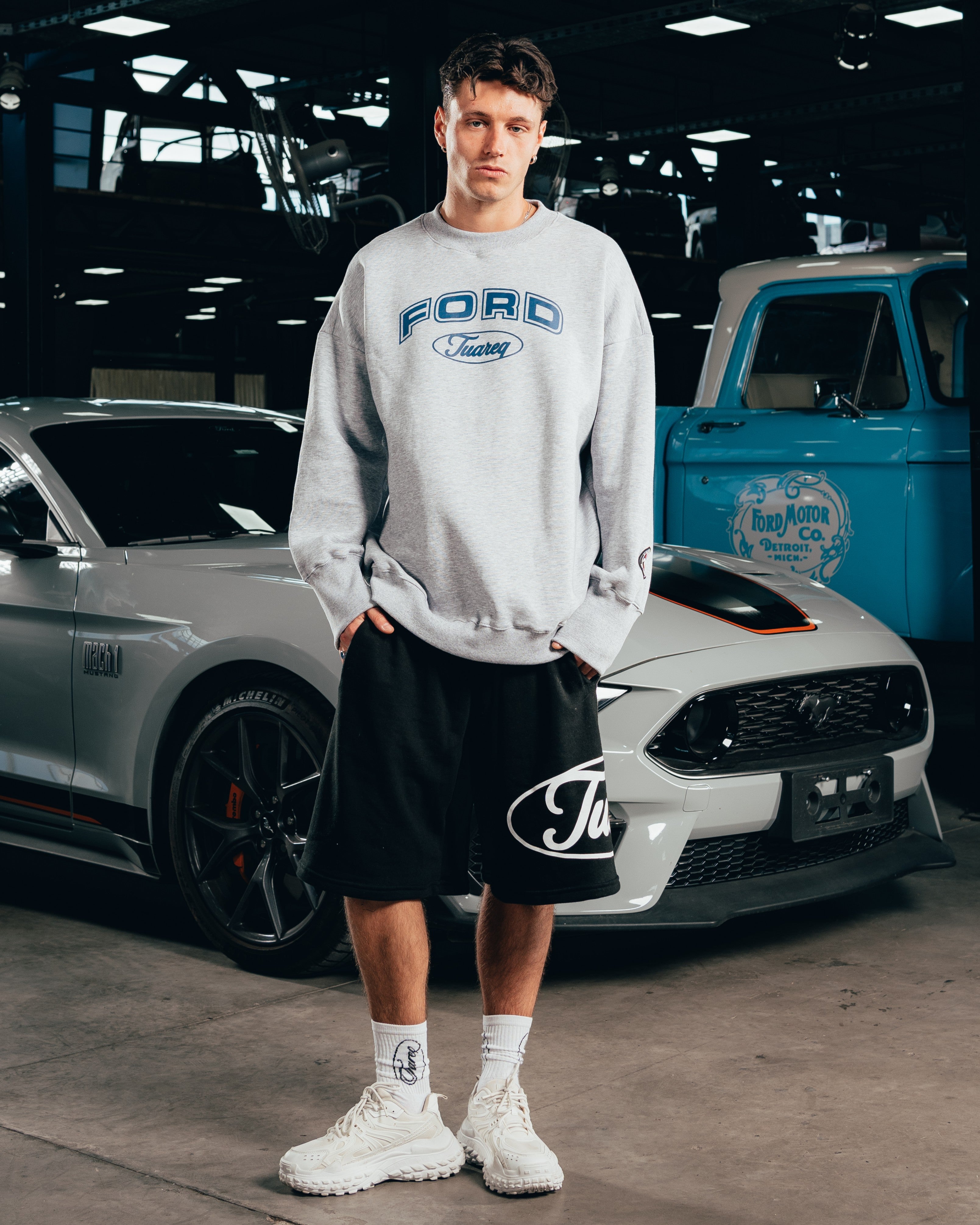 CREWNECK [ FORD ] UNIVERSITY GREY