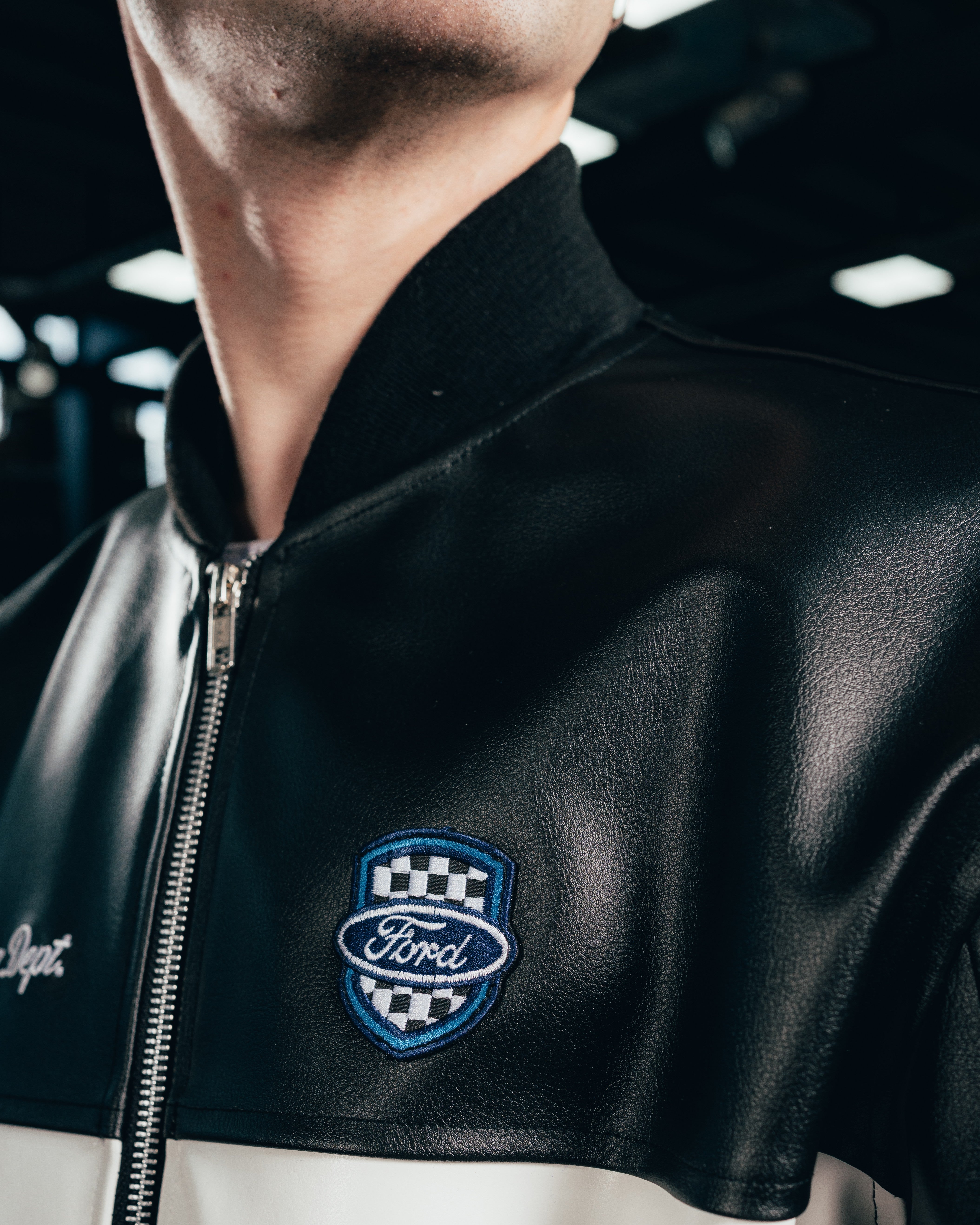 CAMPERA ECO-CUERO [ FORD ] CLASSIC COLORS