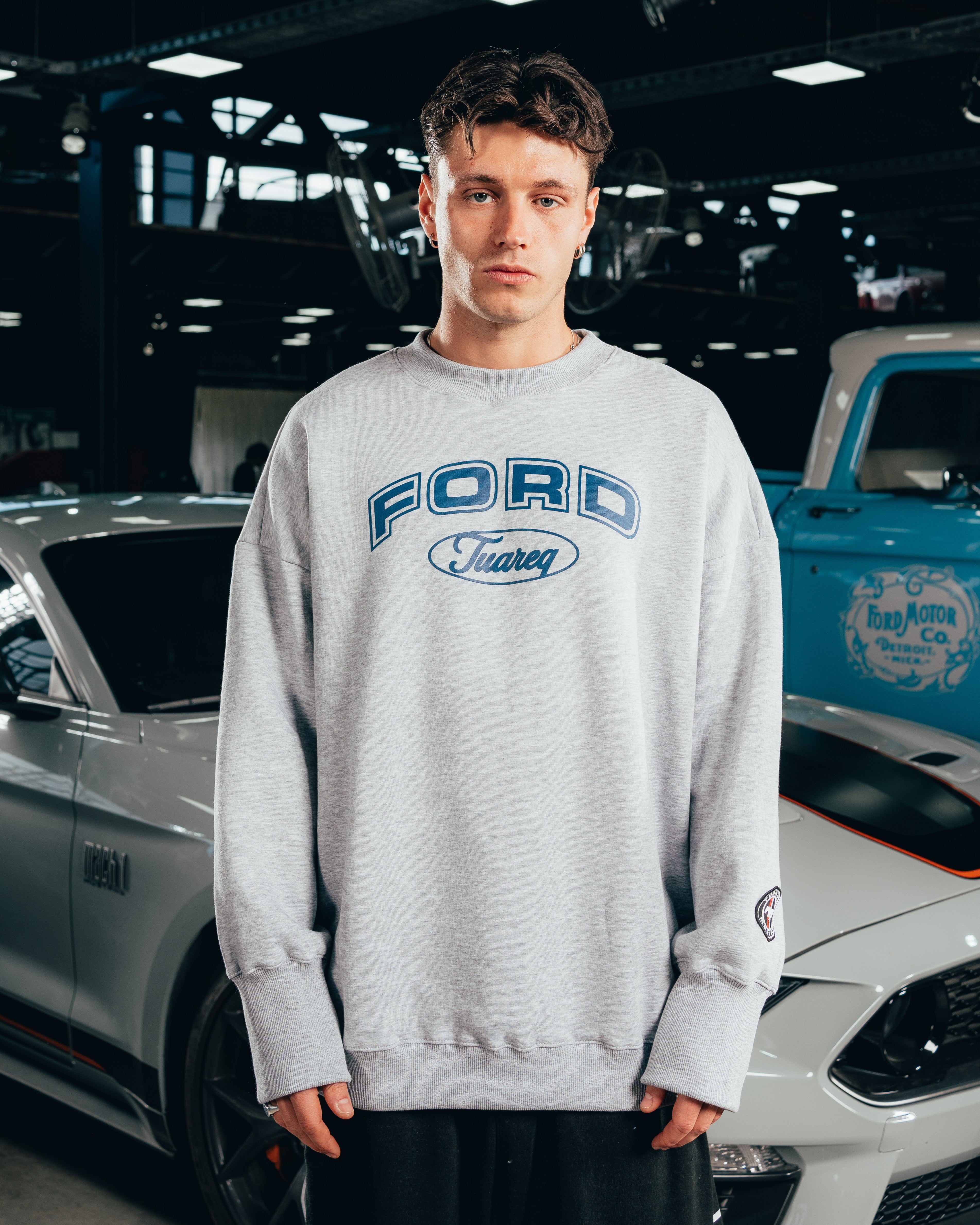 CREWNECK [ FORD ] UNIVERSITY GREY