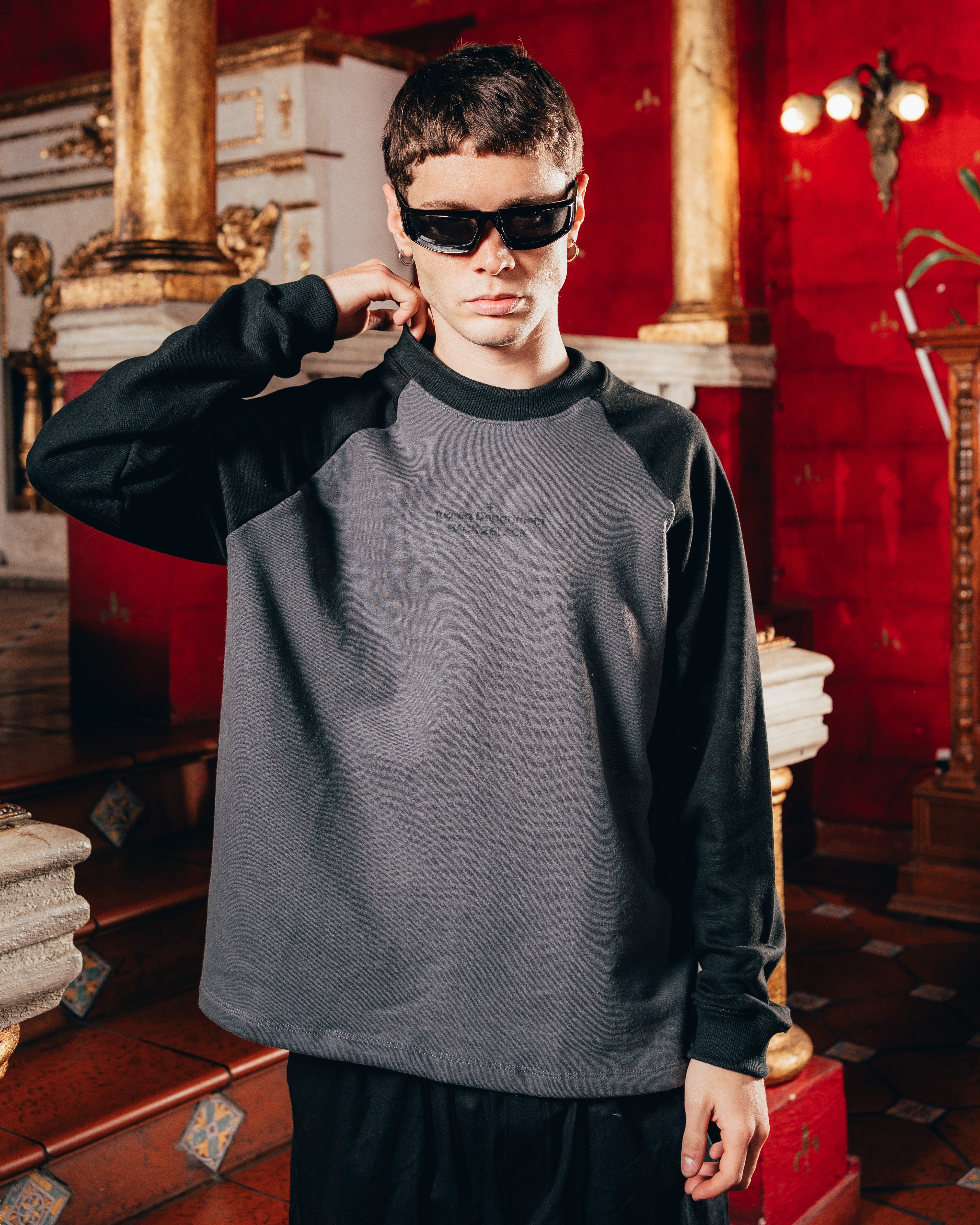 CREWNECK RANGLAN [ B2B ] BLACK
