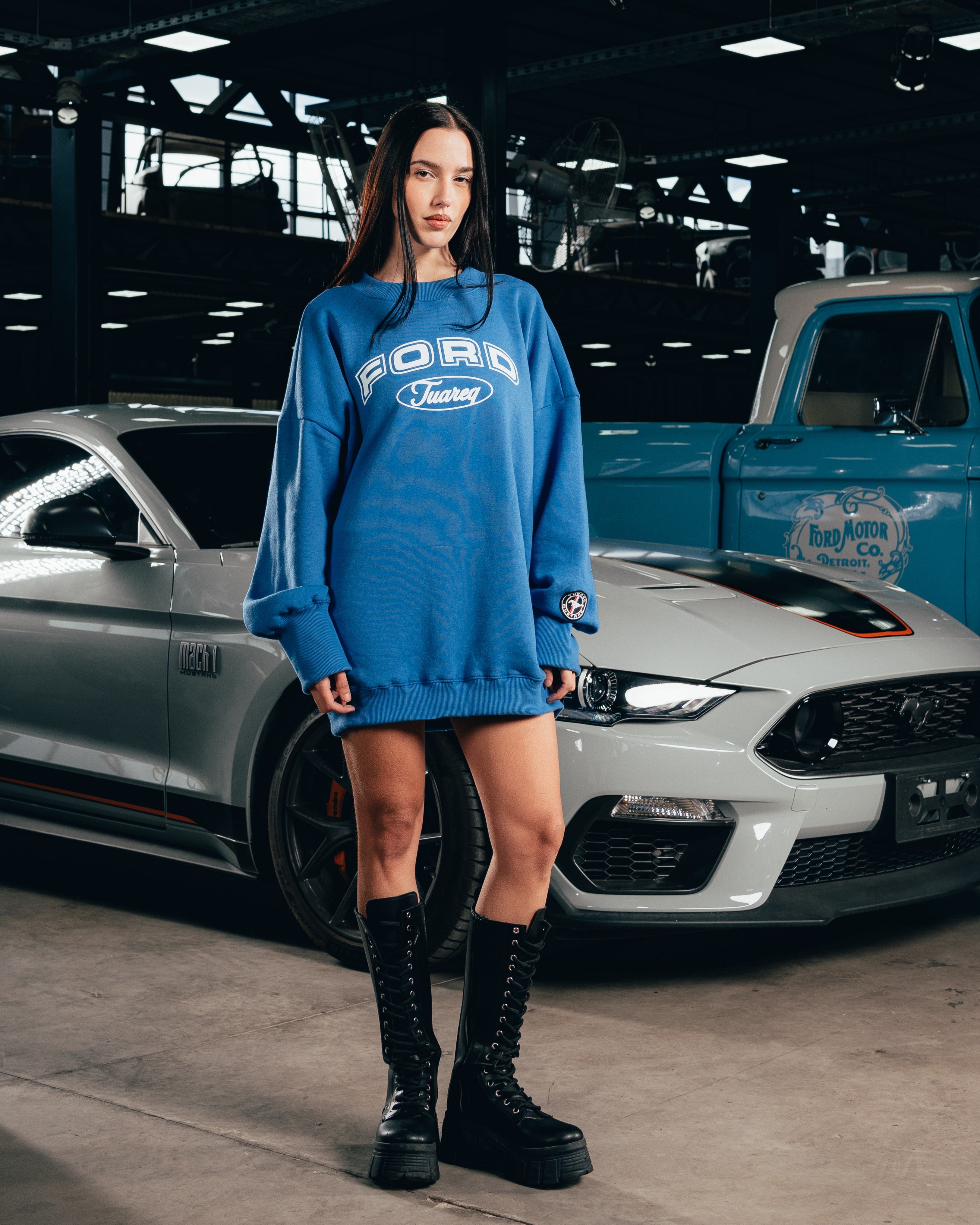 CREWNECK [ FORD ] UNIVERSITY BLUE