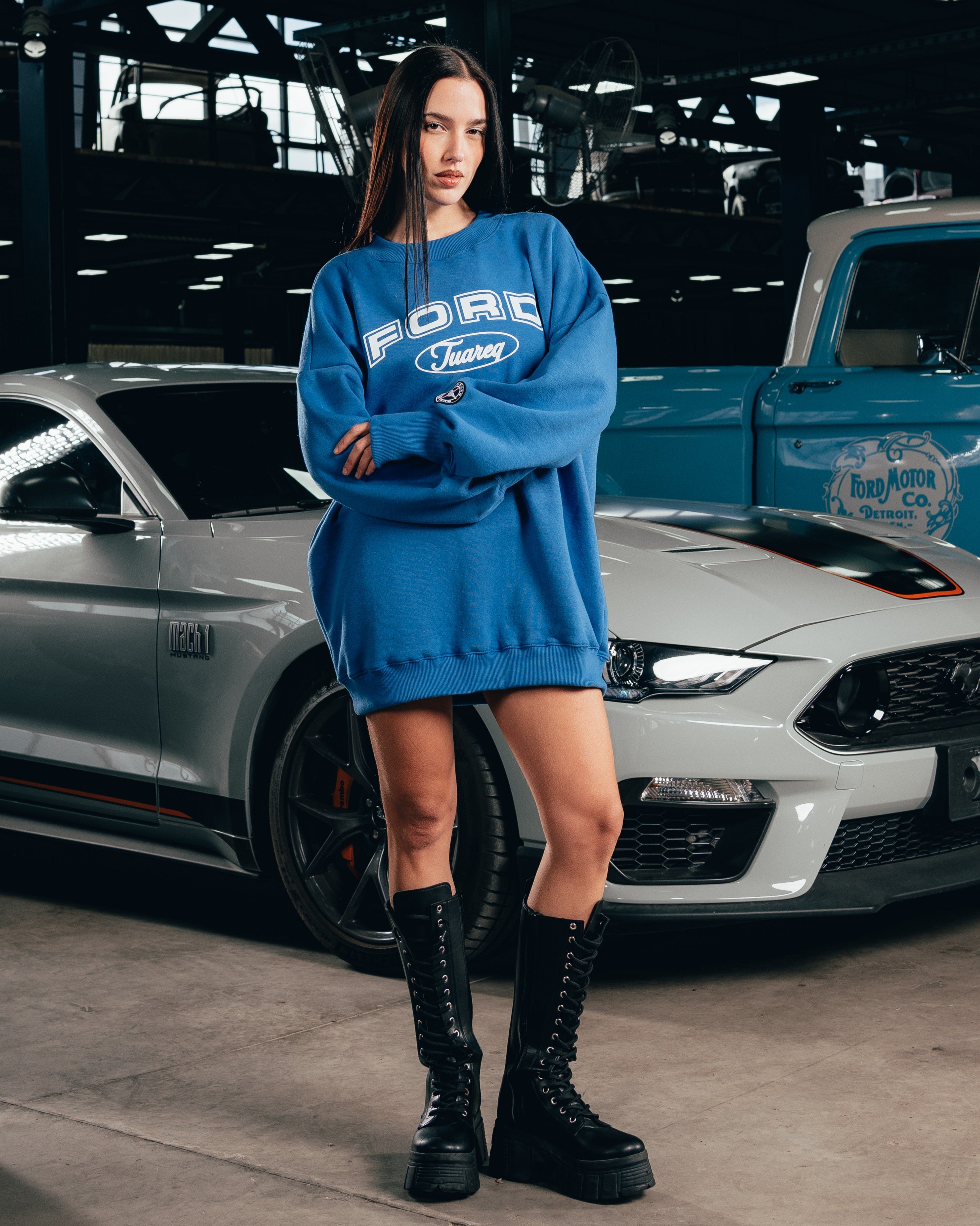 CREWNECK [ FORD ] UNIVERSITY BLUE
