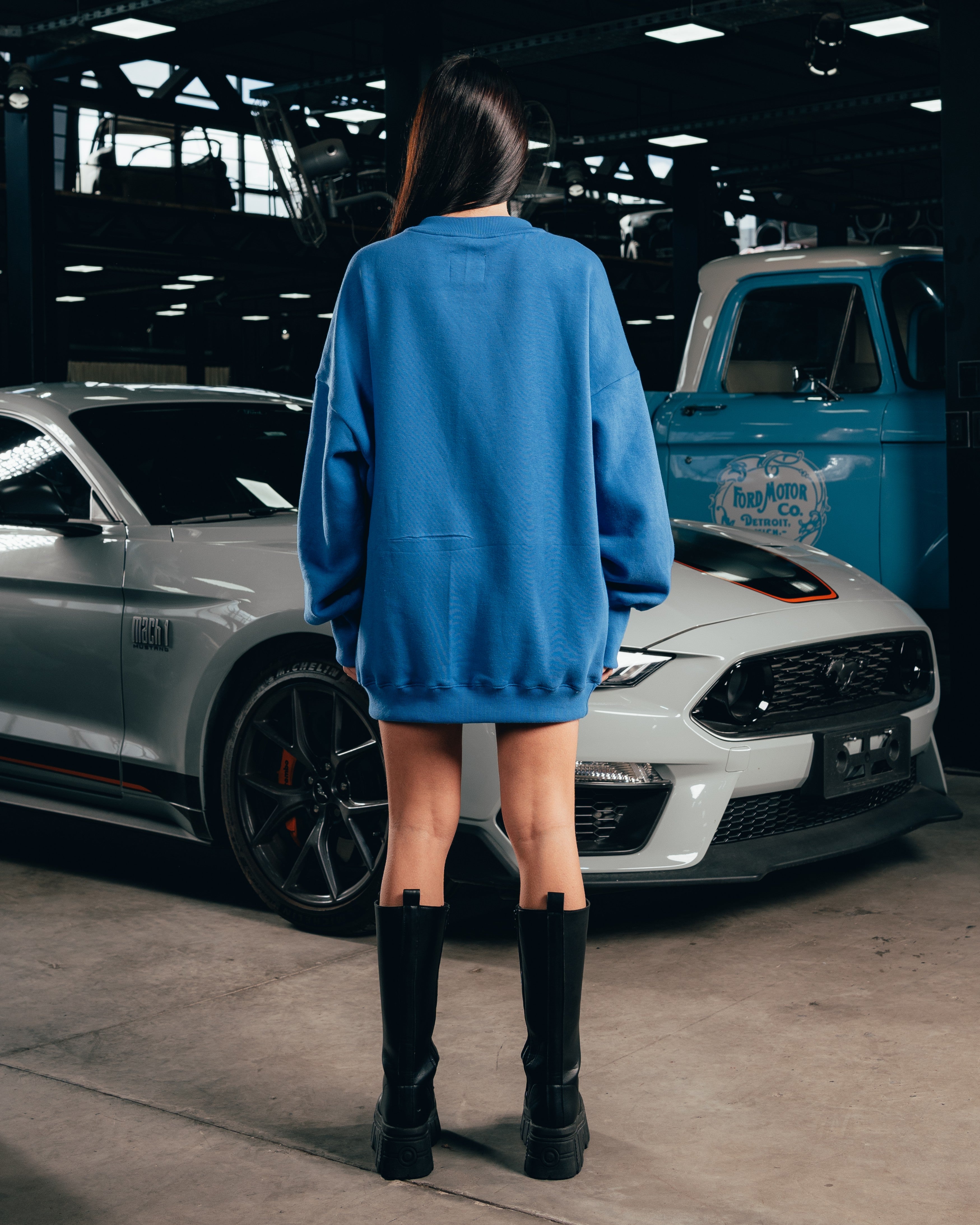 CREWNECK [ FORD ] UNIVERSITY BLUE