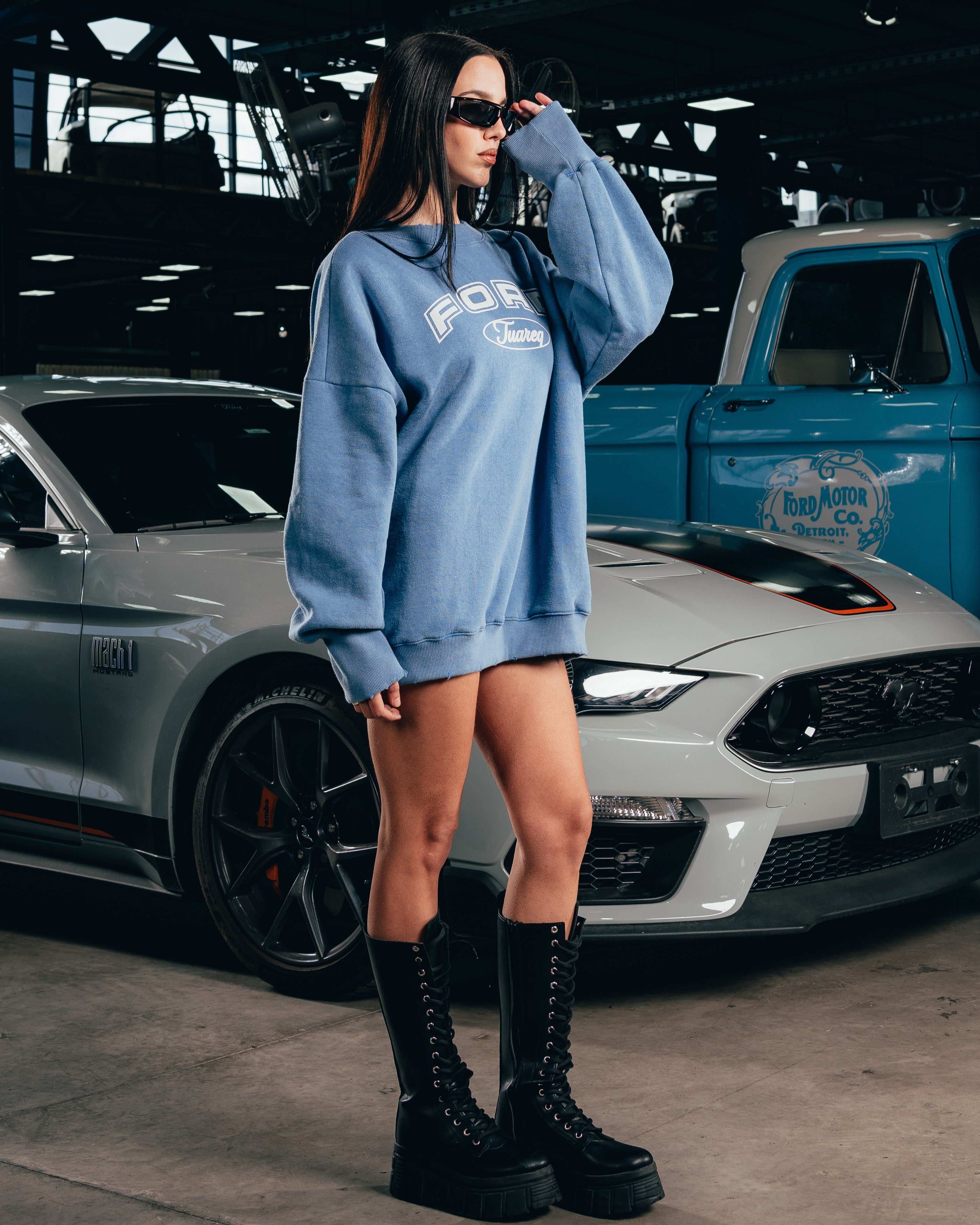 CREWNECK [ FORD ] UNIVERSITY ACID WASHED