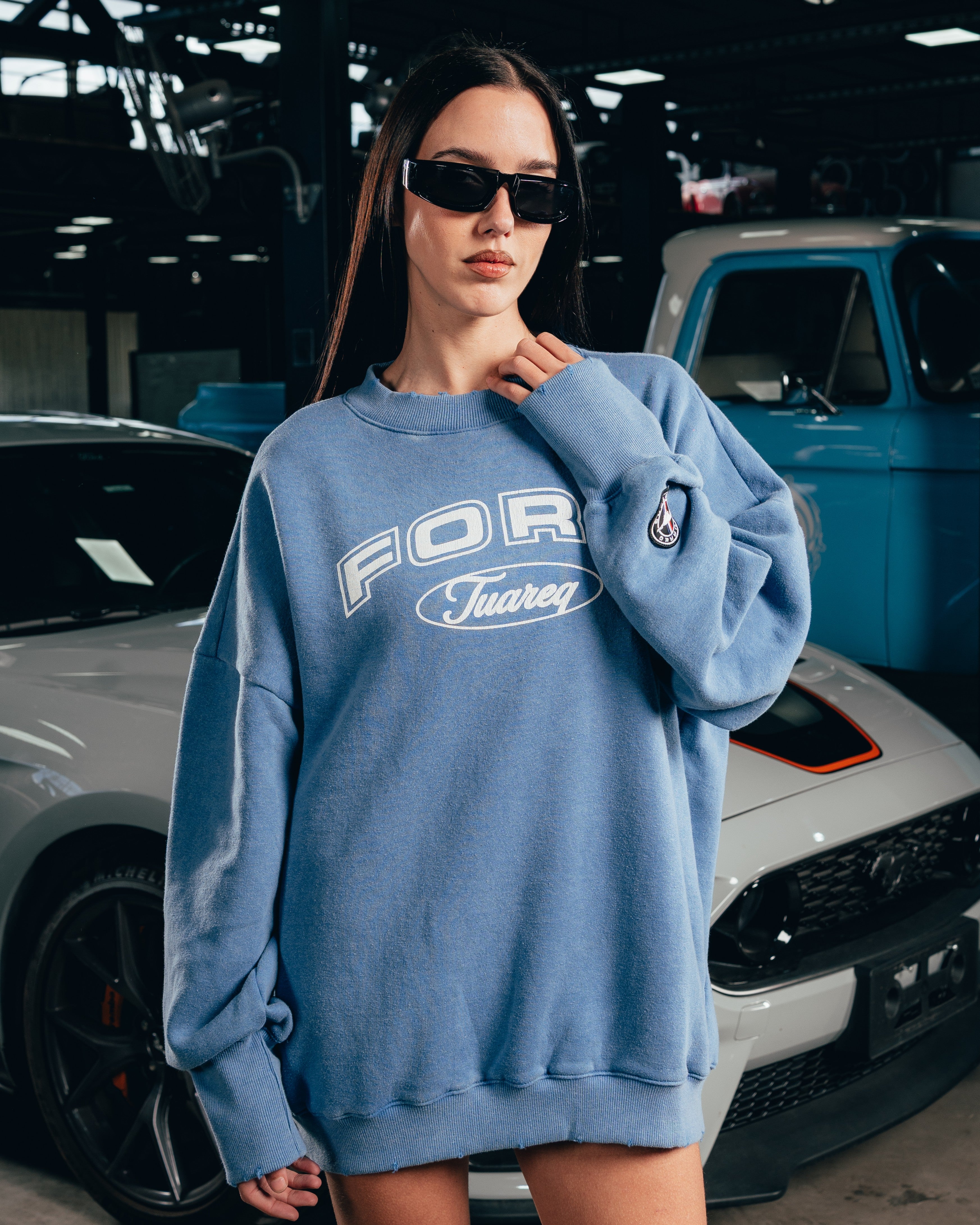 CREWNECK [ FORD ] UNIVERSITY ACID WASHED