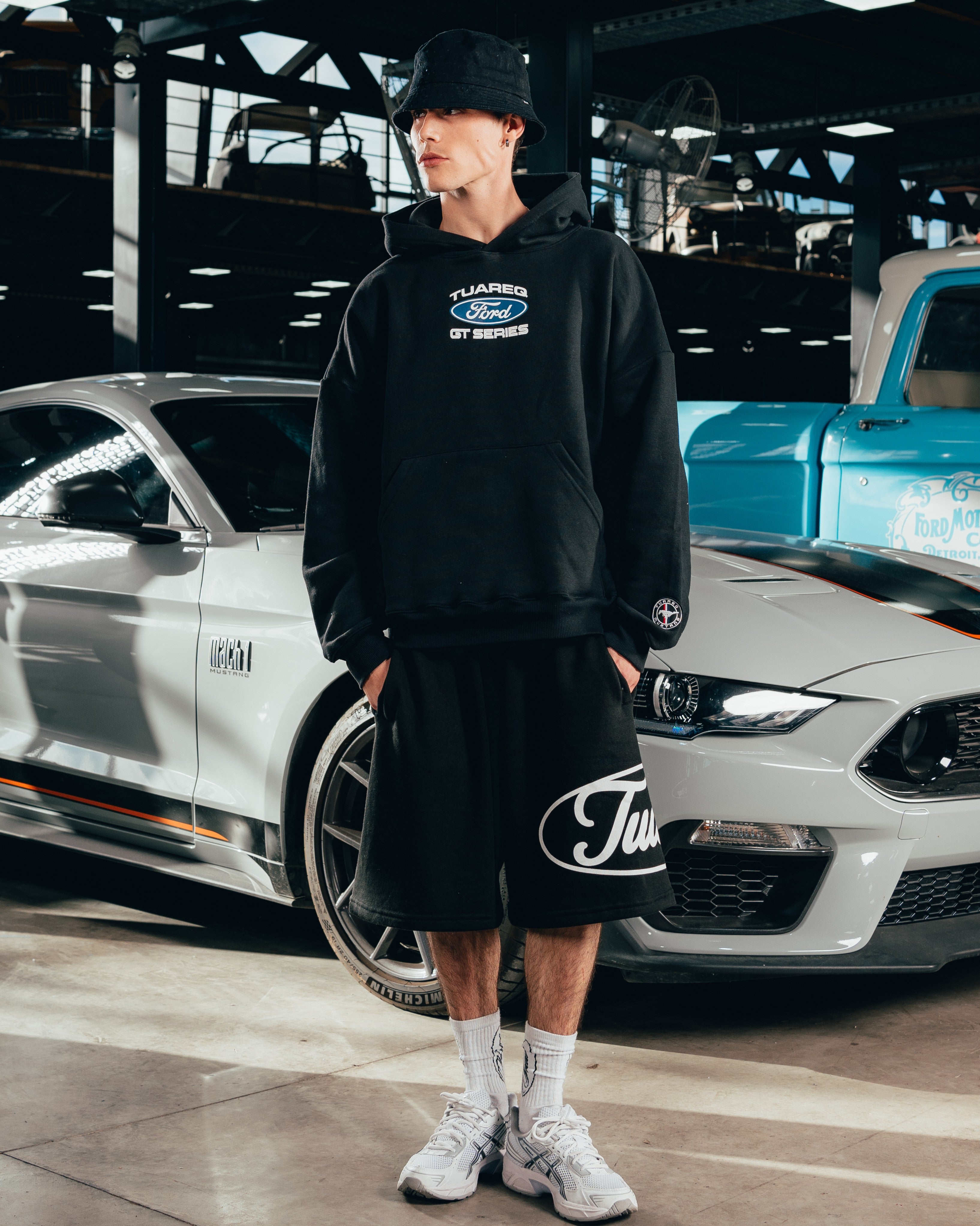 HOODIE EXTRAHEAVY [ FORD ] LOGO BLACK