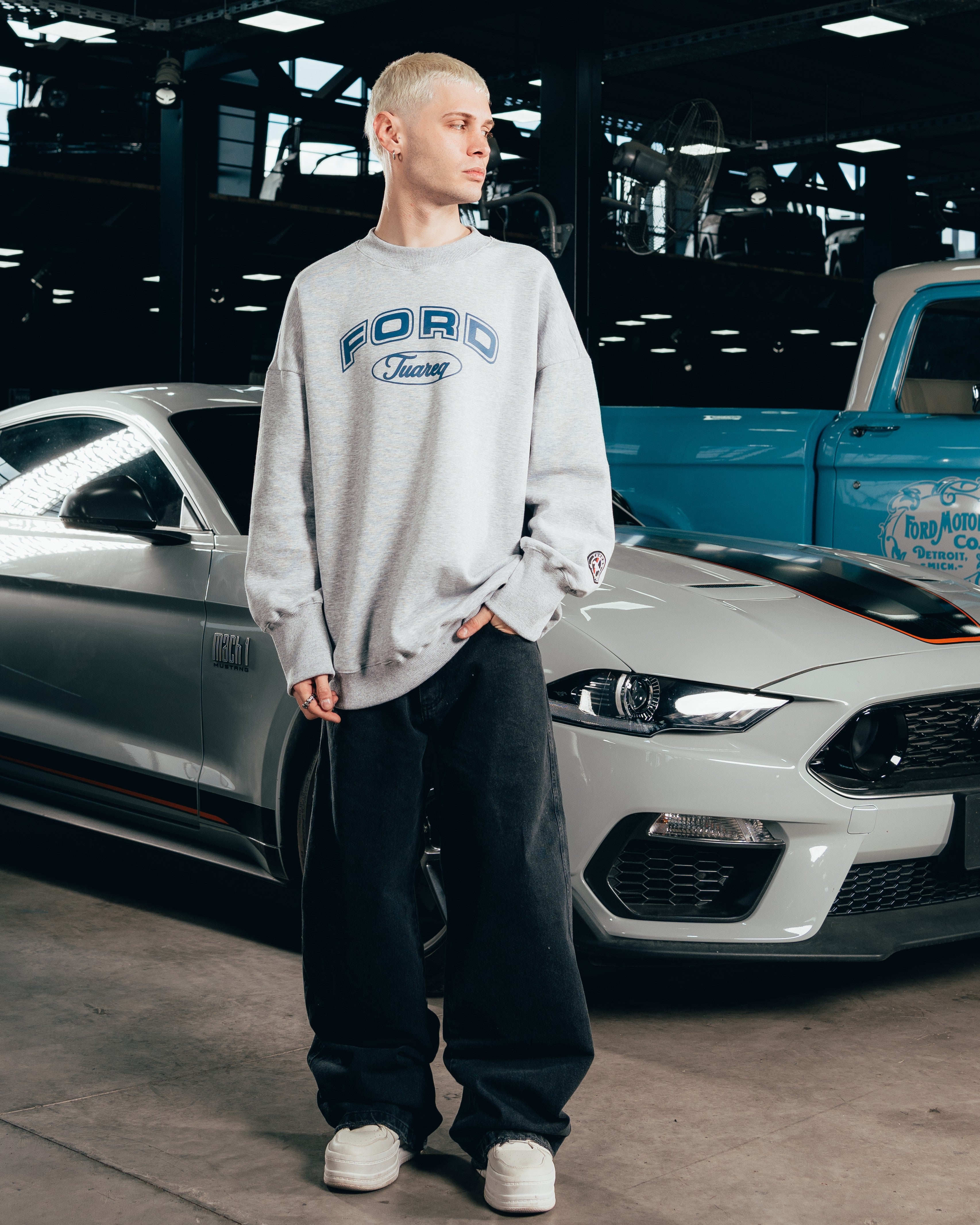 CREWNECK [ FORD ] UNIVERSITY GREY