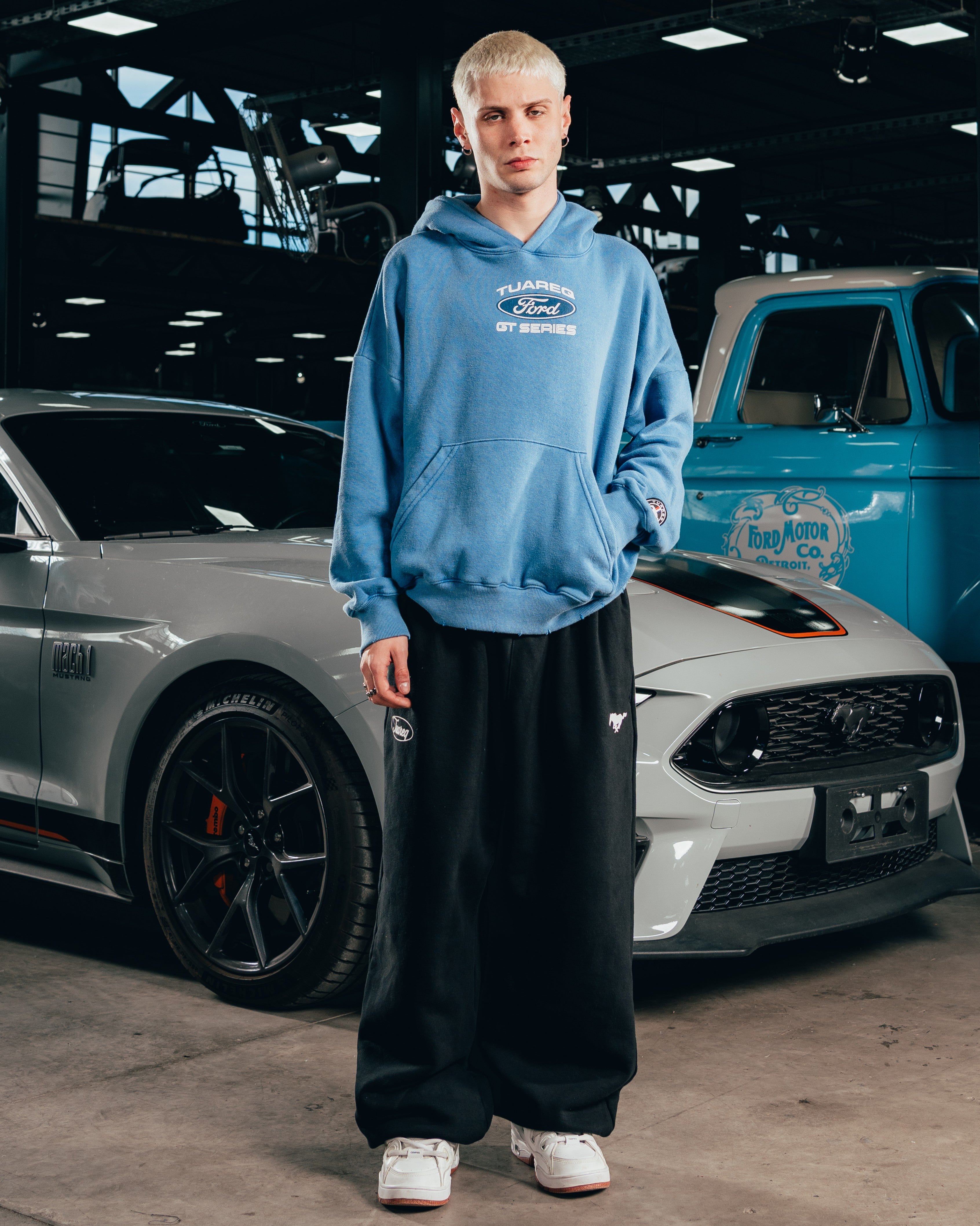 HOODIE EXTRAHEAVY [ FORD ] LOGO ACID WASHED
