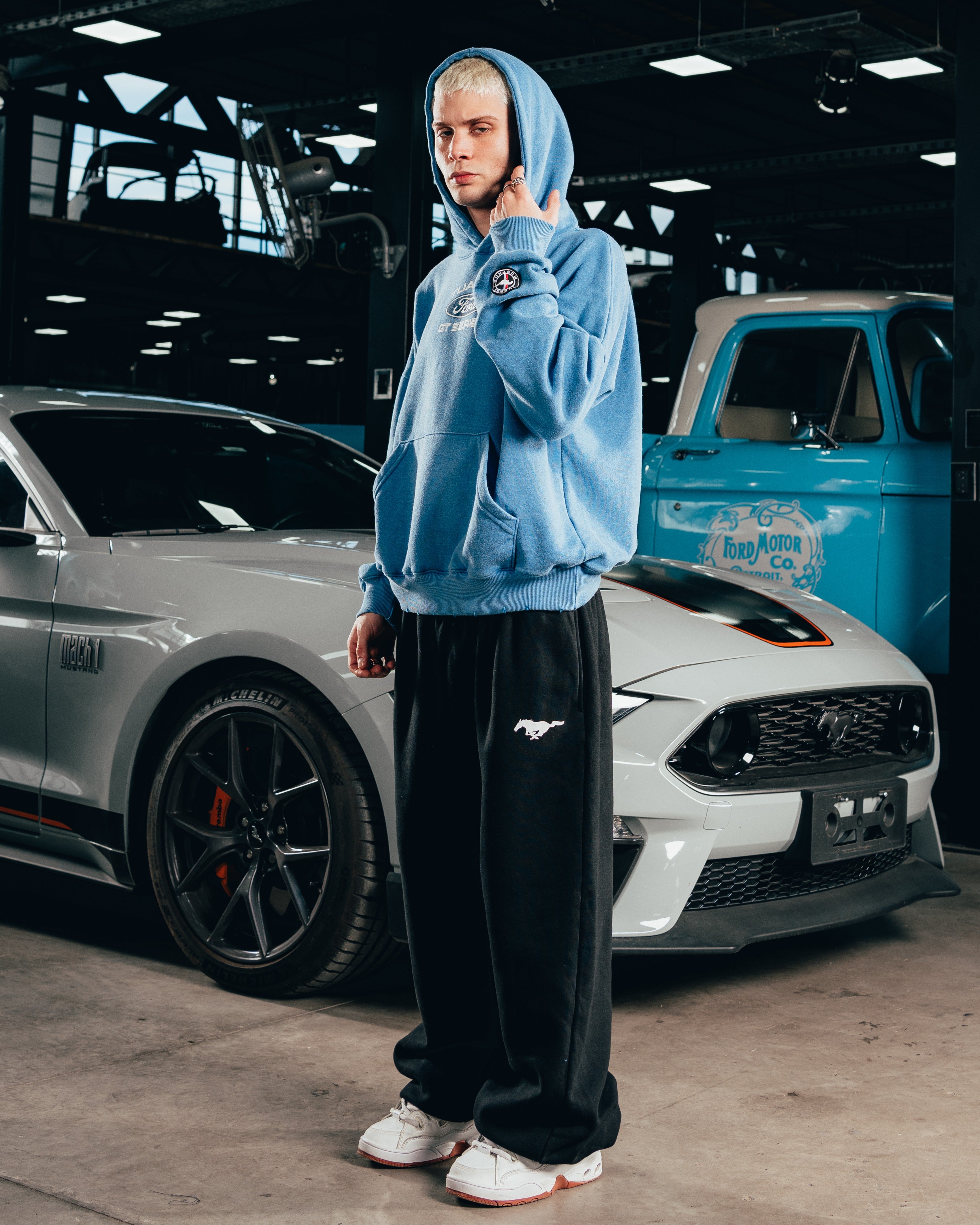 HOODIE EXTRAHEAVY [ FORD ] LOGO ACID WASHED