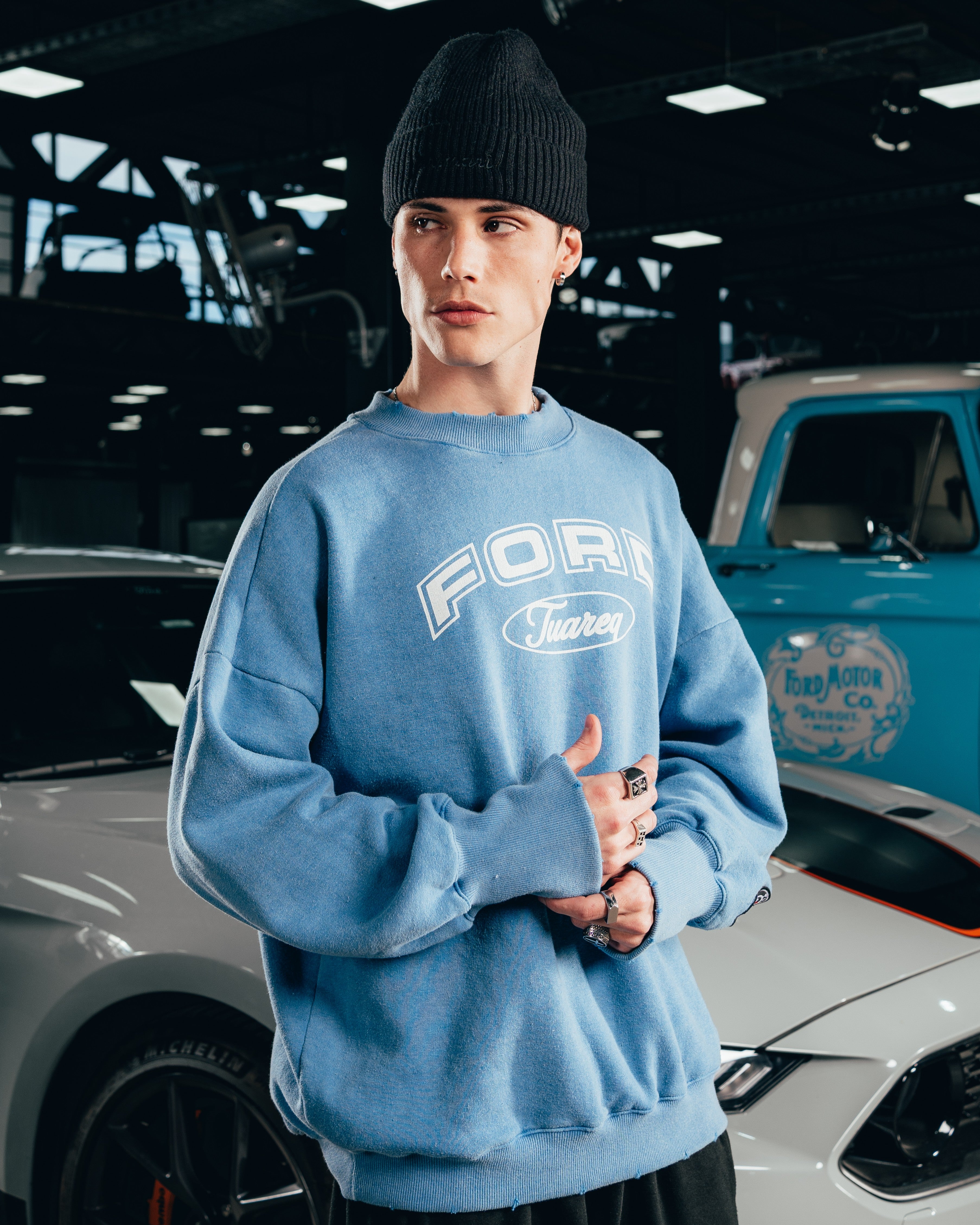 CREWNECK [ FORD ] UNIVERSITY ACID WASHED