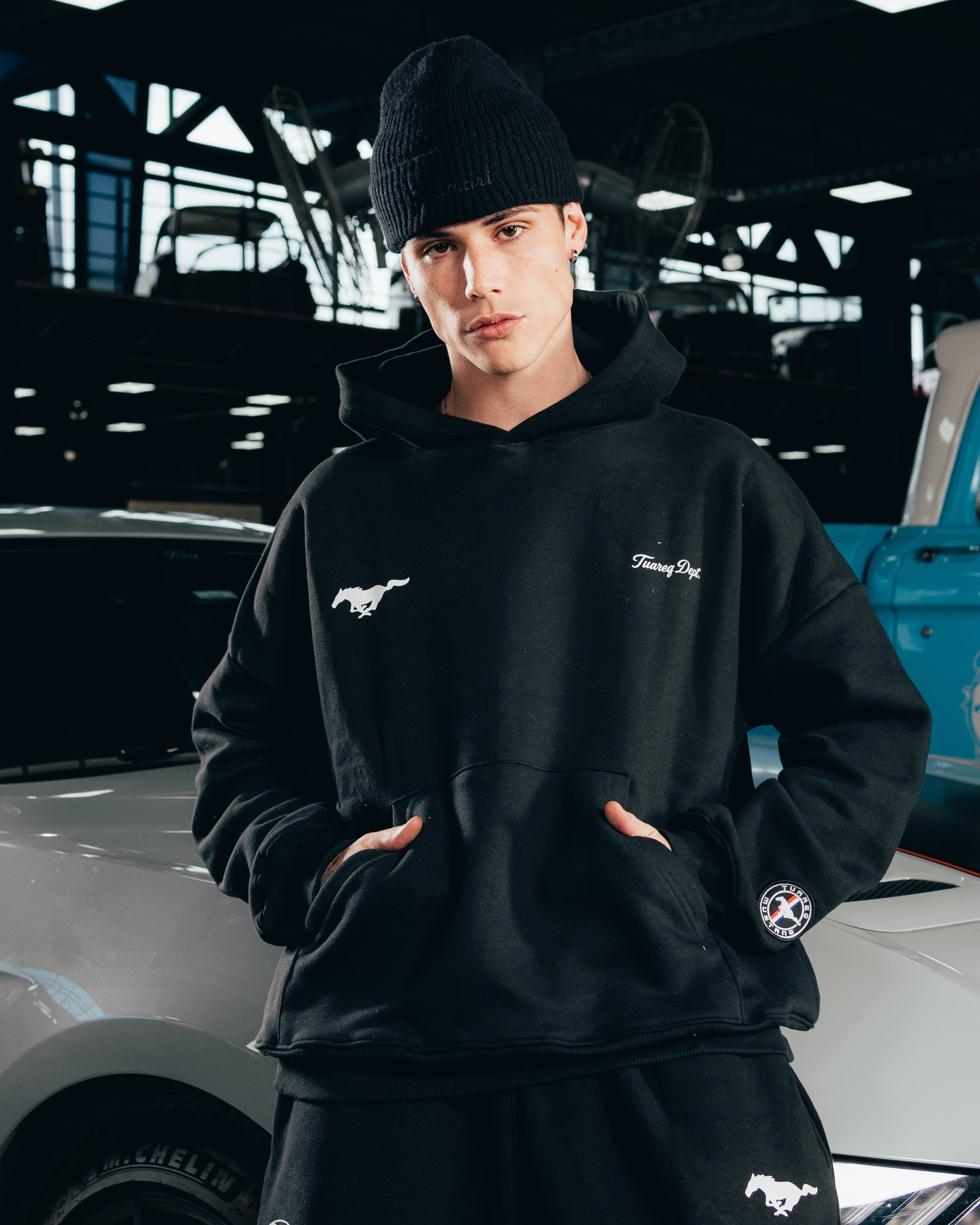 HOODIE EXTRAHEAVY [ FORD ] MUSTANG BLACK