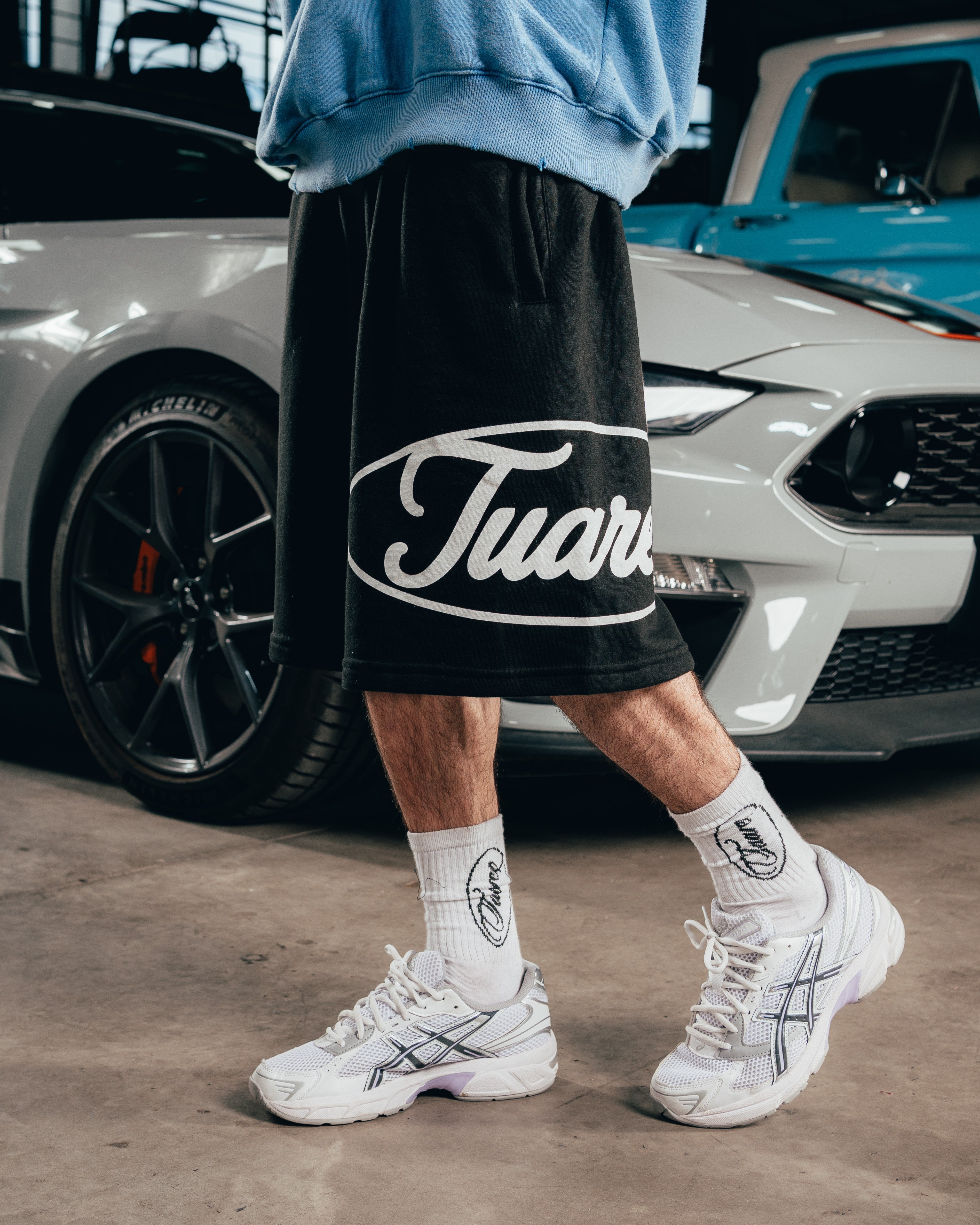 SHORT OVERSIZED [ FORD ] OVALO BLACK
