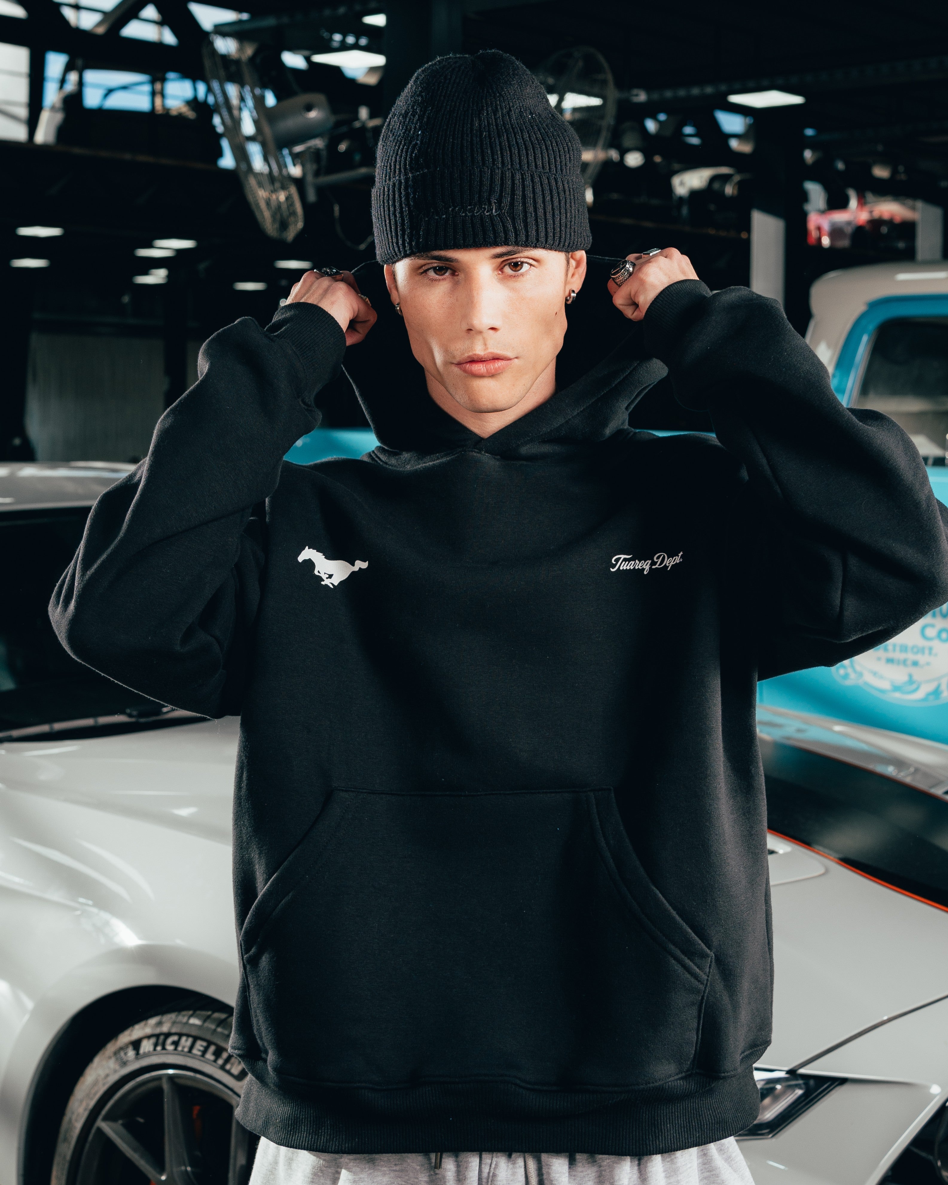 HOODIE EXTRAHEAVY [ FORD ] MUSTANG BLACK