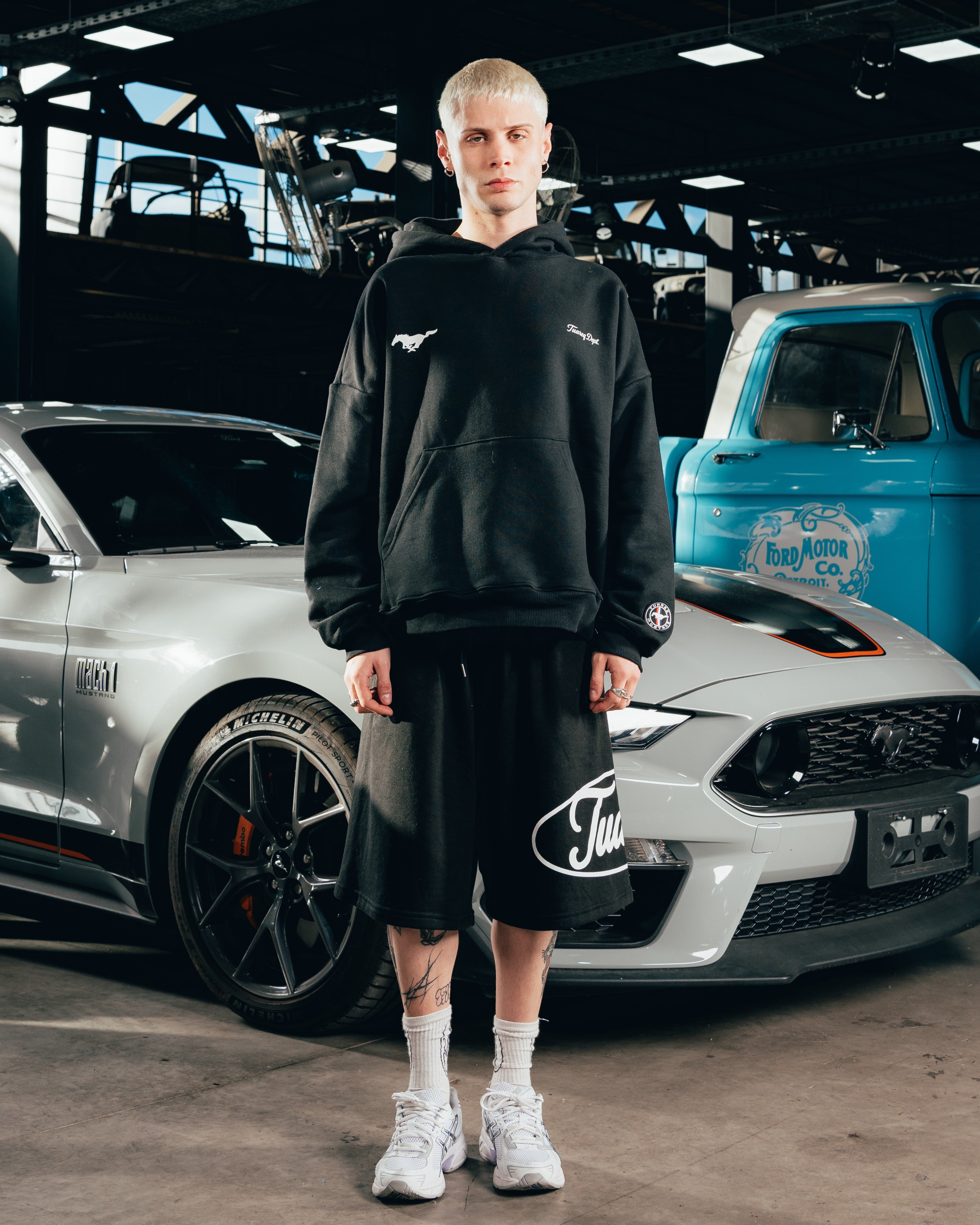 HOODIE EXTRAHEAVY [ FORD ] MUSTANG BLACK