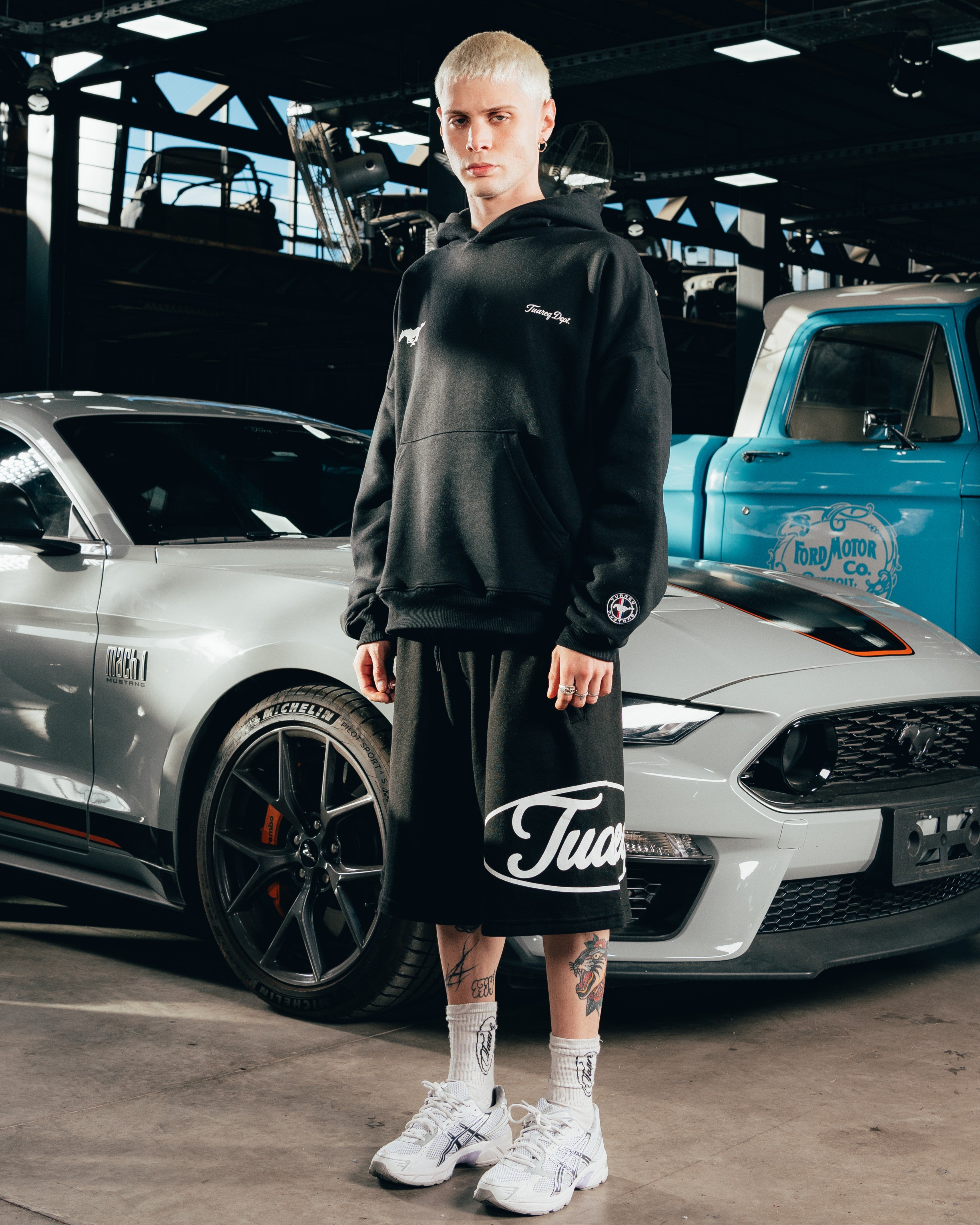 HOODIE EXTRAHEAVY [ FORD ] MUSTANG BLACK