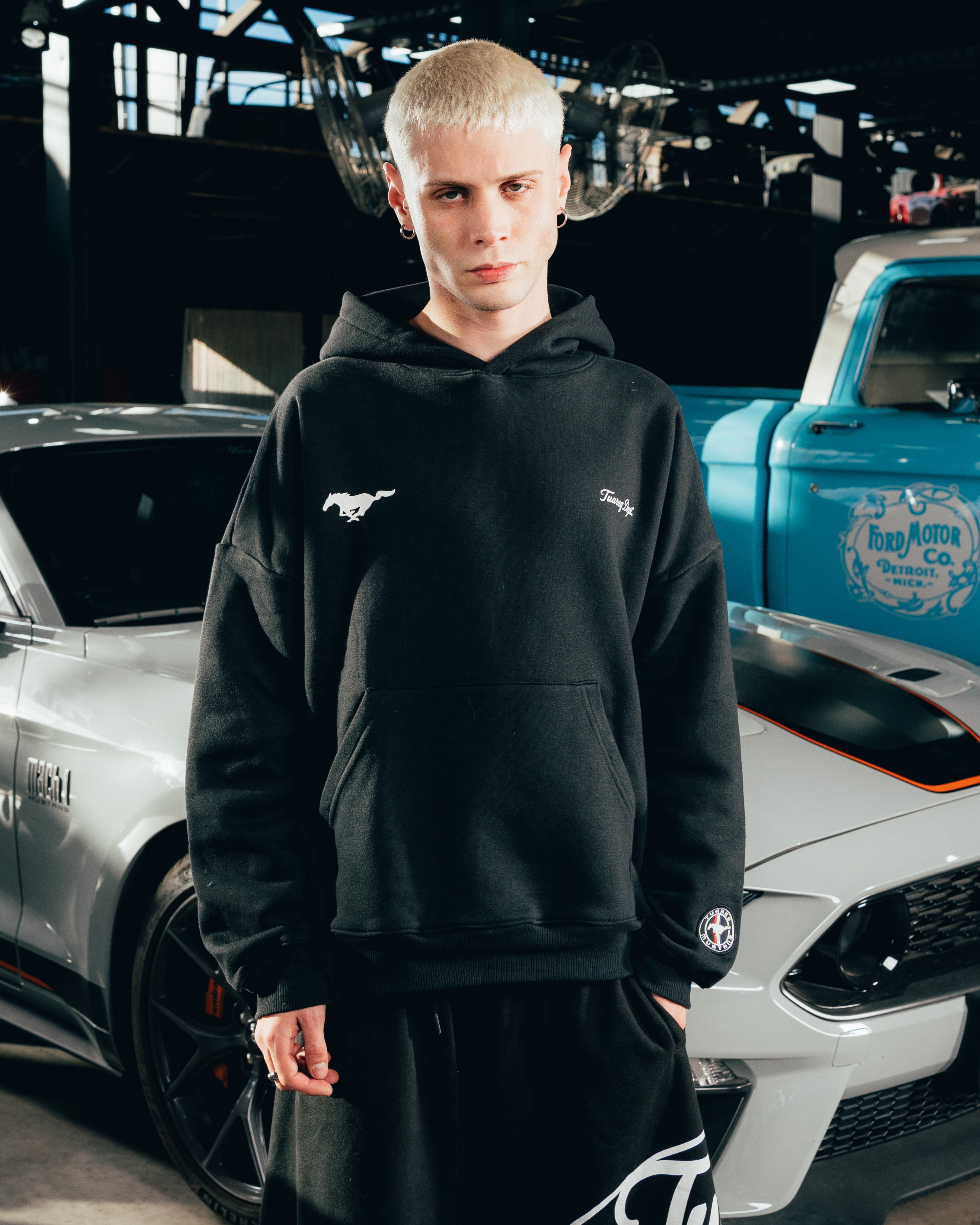HOODIE EXTRAHEAVY [ FORD ] MUSTANG BLACK