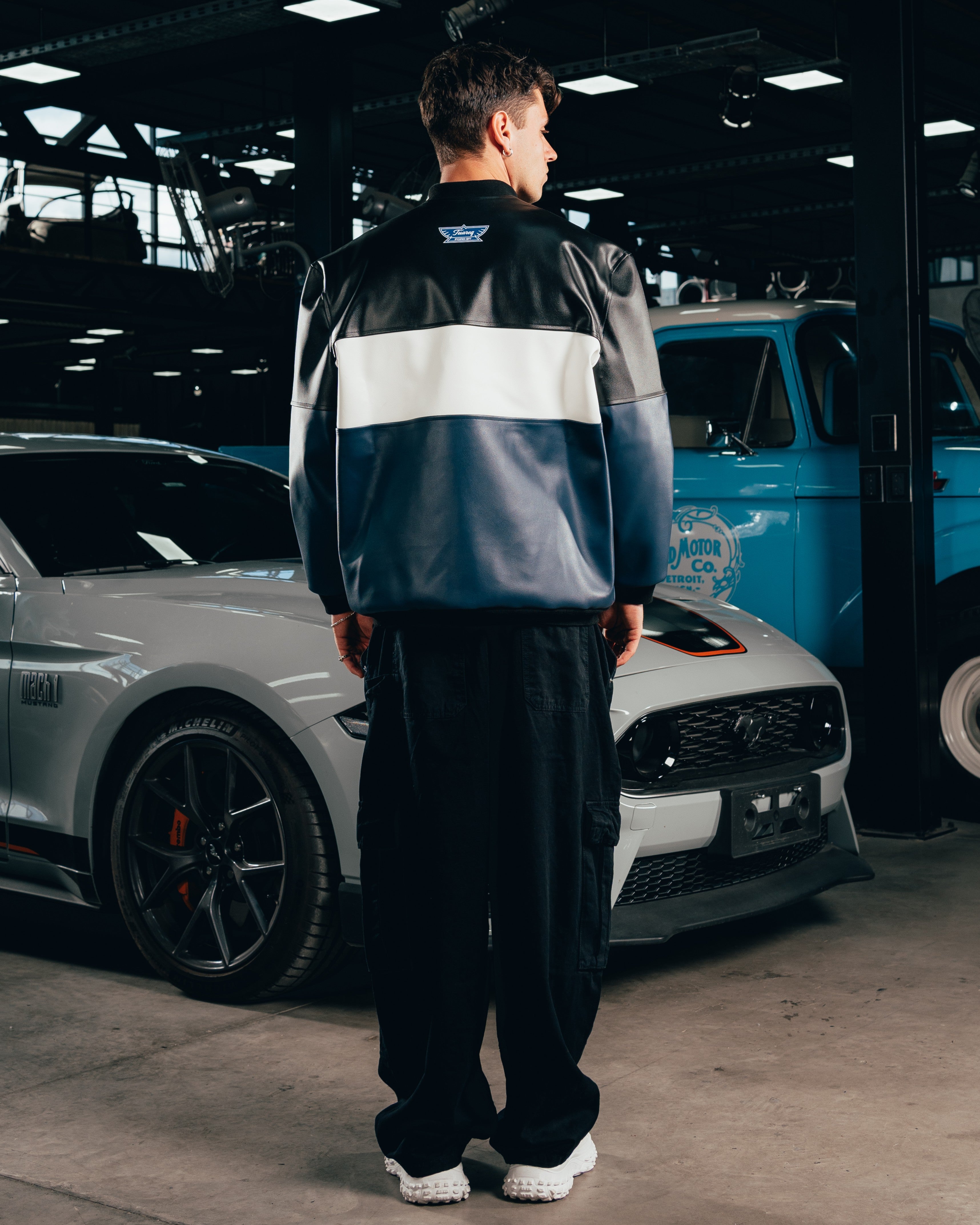 CAMPERA ECO-CUERO [ FORD ] CLASSIC COLORS