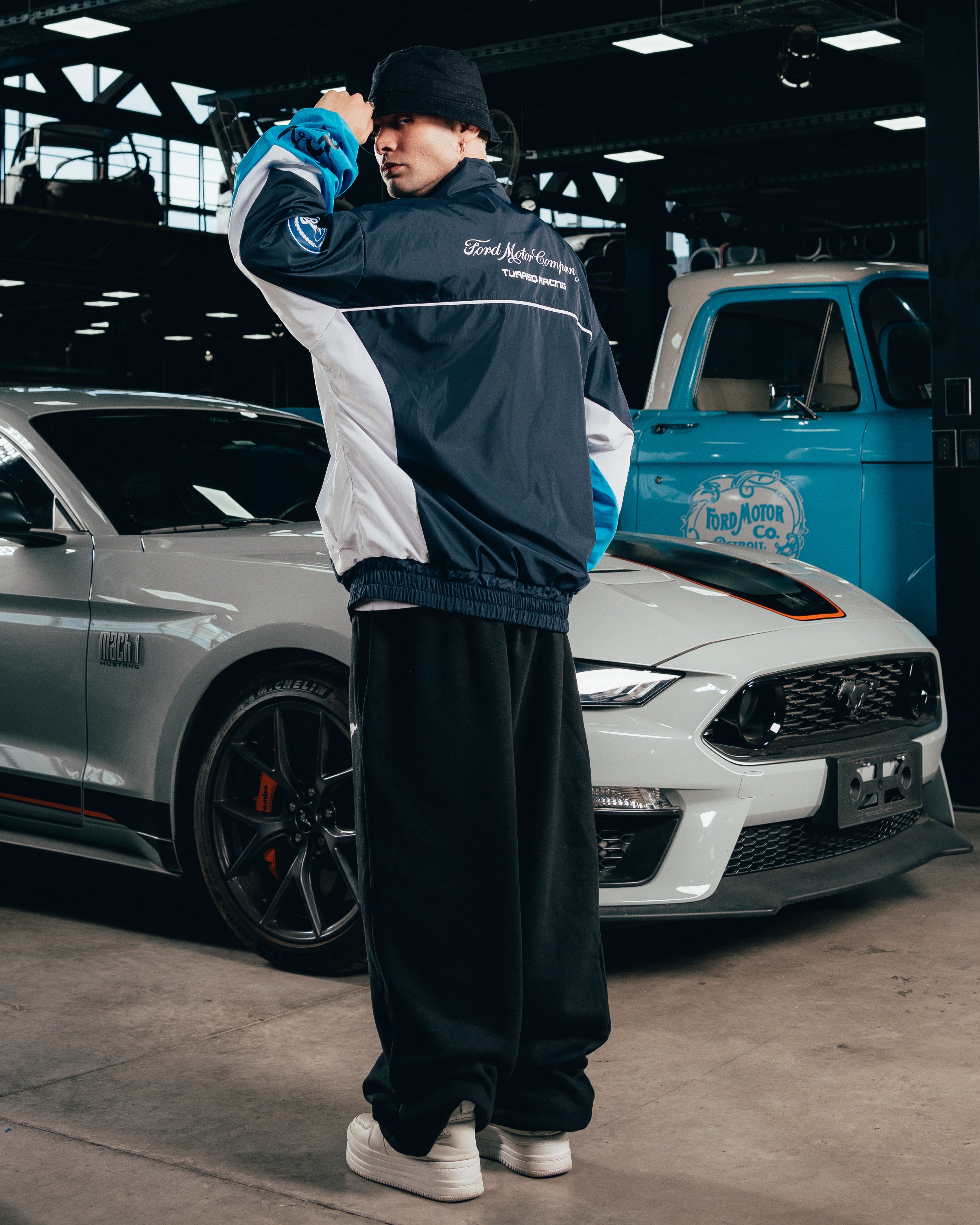 CAMPERA DEPORTIVA ROMPEVIENTO [ FORD ] BICOLOR BLUE