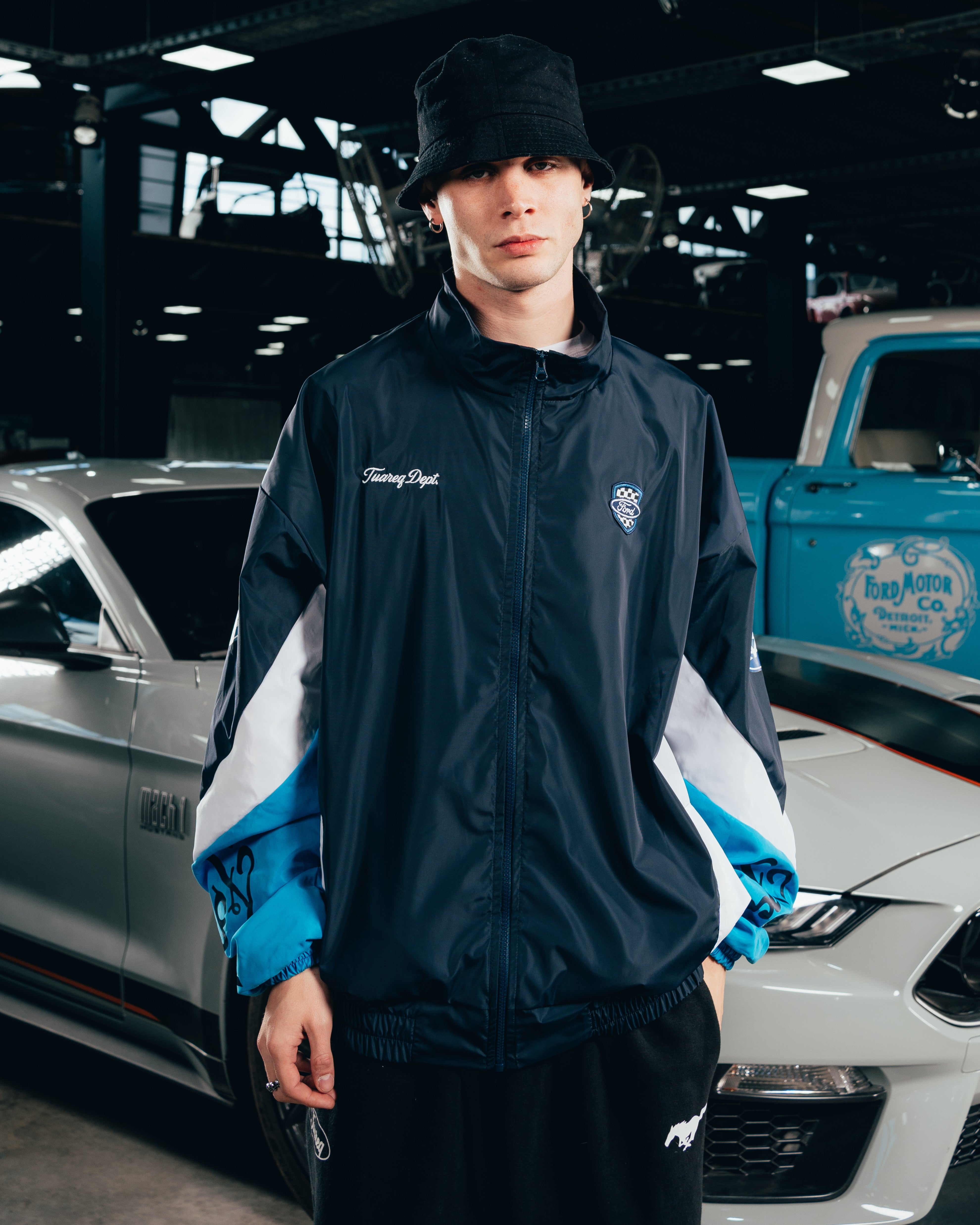 CAMPERA DEPORTIVA ROMPEVIENTO [ FORD ] BICOLOR BLUE