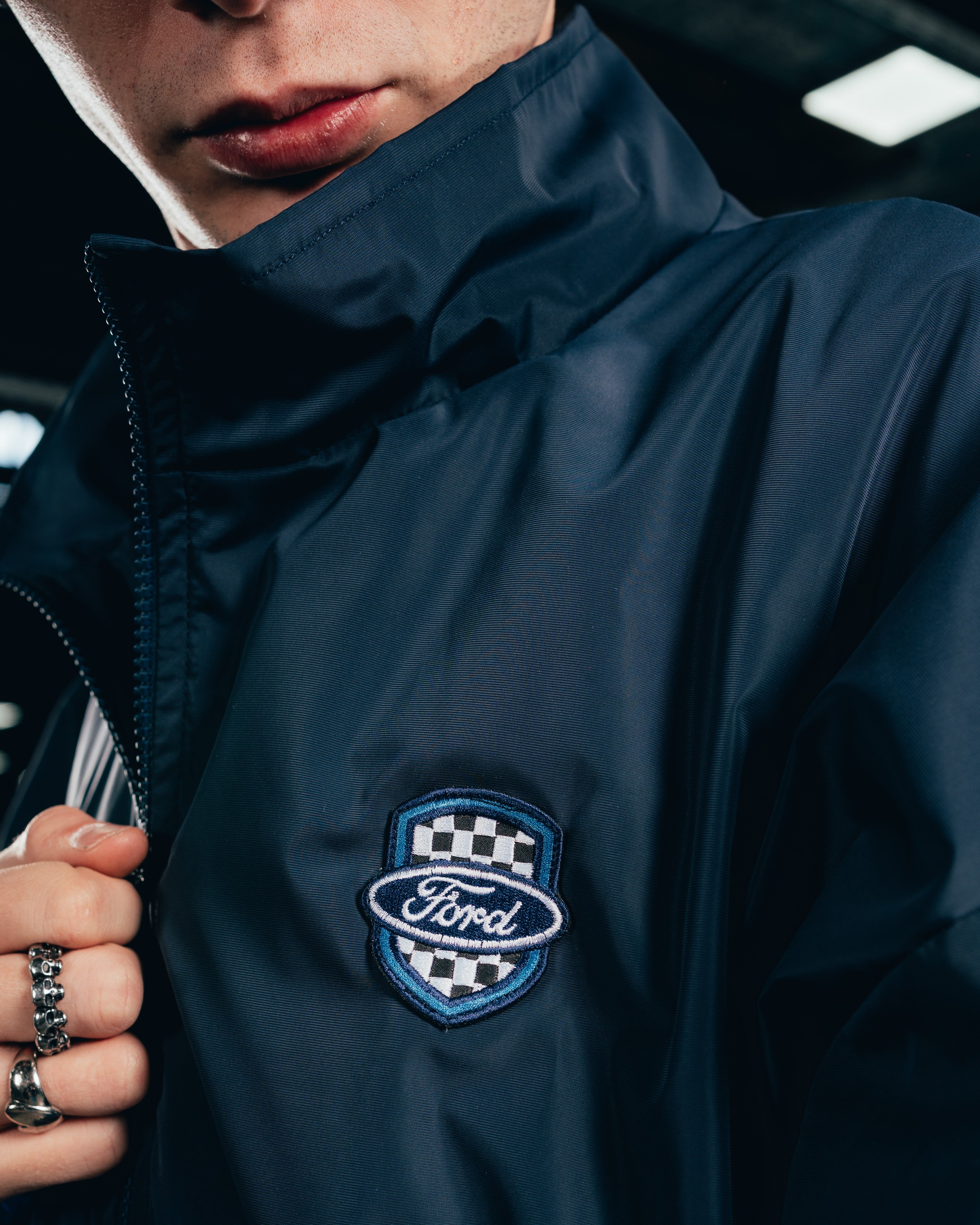 CAMPERA DEPORTIVA ROMPEVIENTO [ FORD ] BICOLOR BLUE