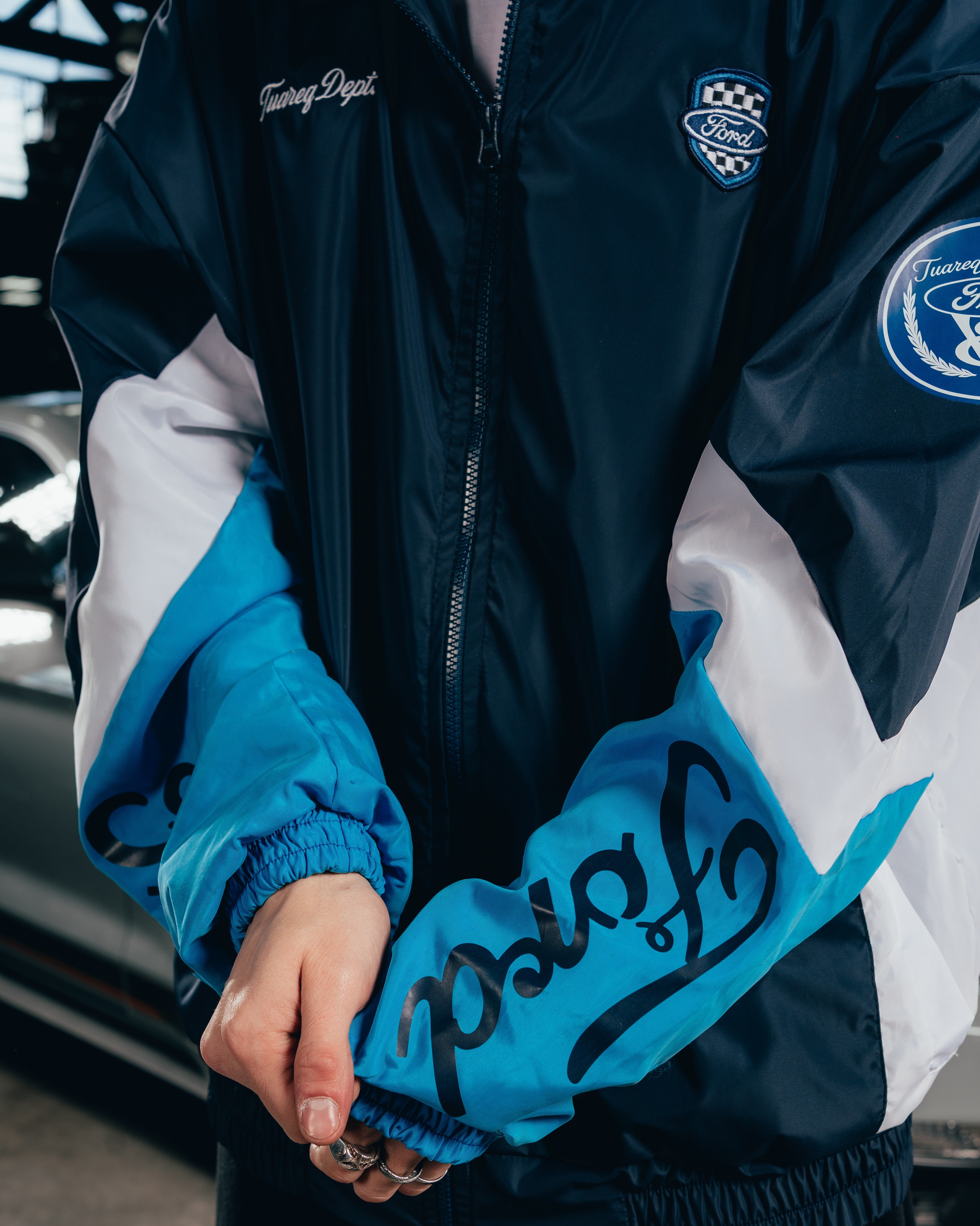 CAMPERA DEPORTIVA ROMPEVIENTO [ FORD ] BICOLOR BLUE