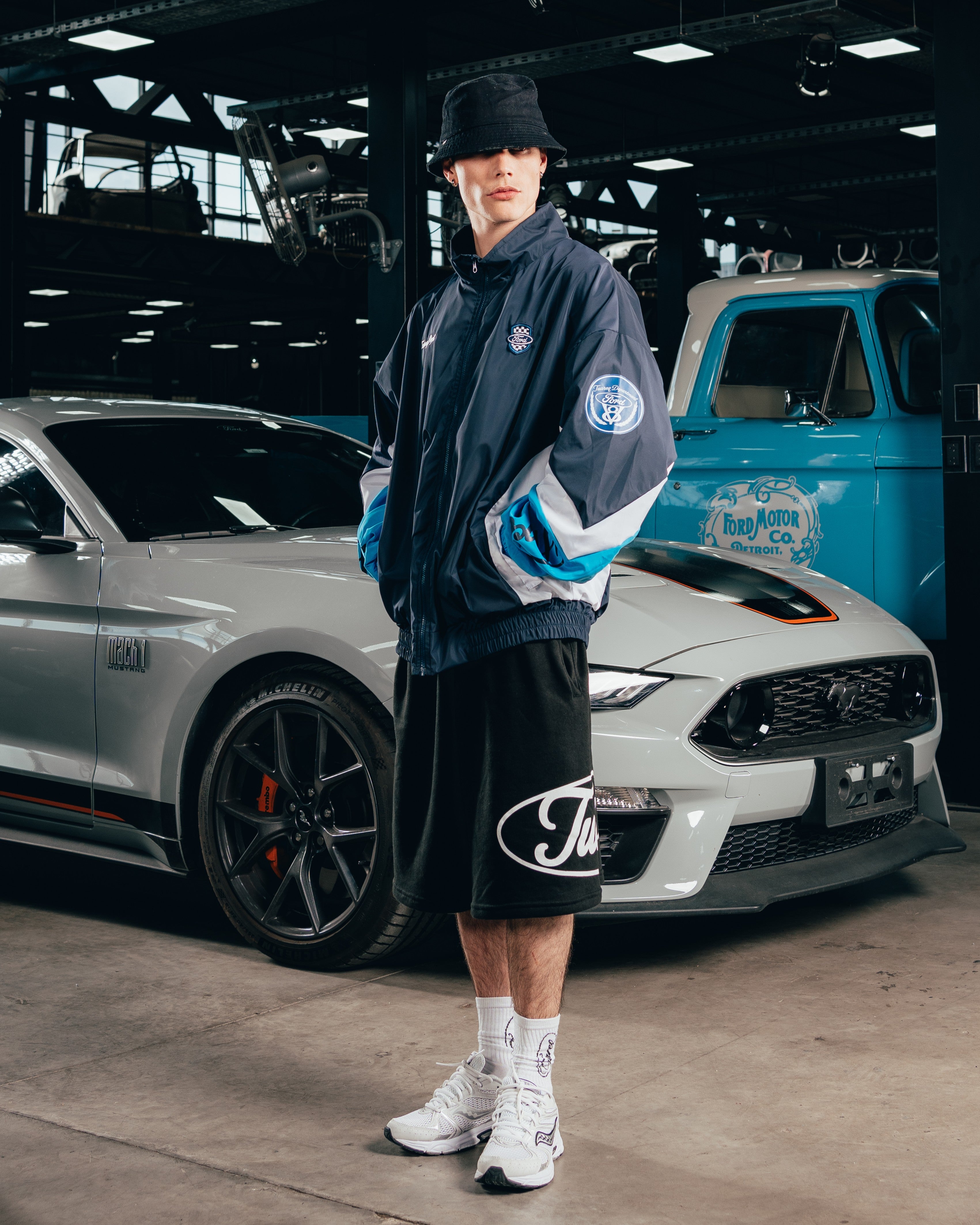 CAMPERA DEPORTIVA ROMPEVIENTO [ FORD ] BICOLOR BLUE