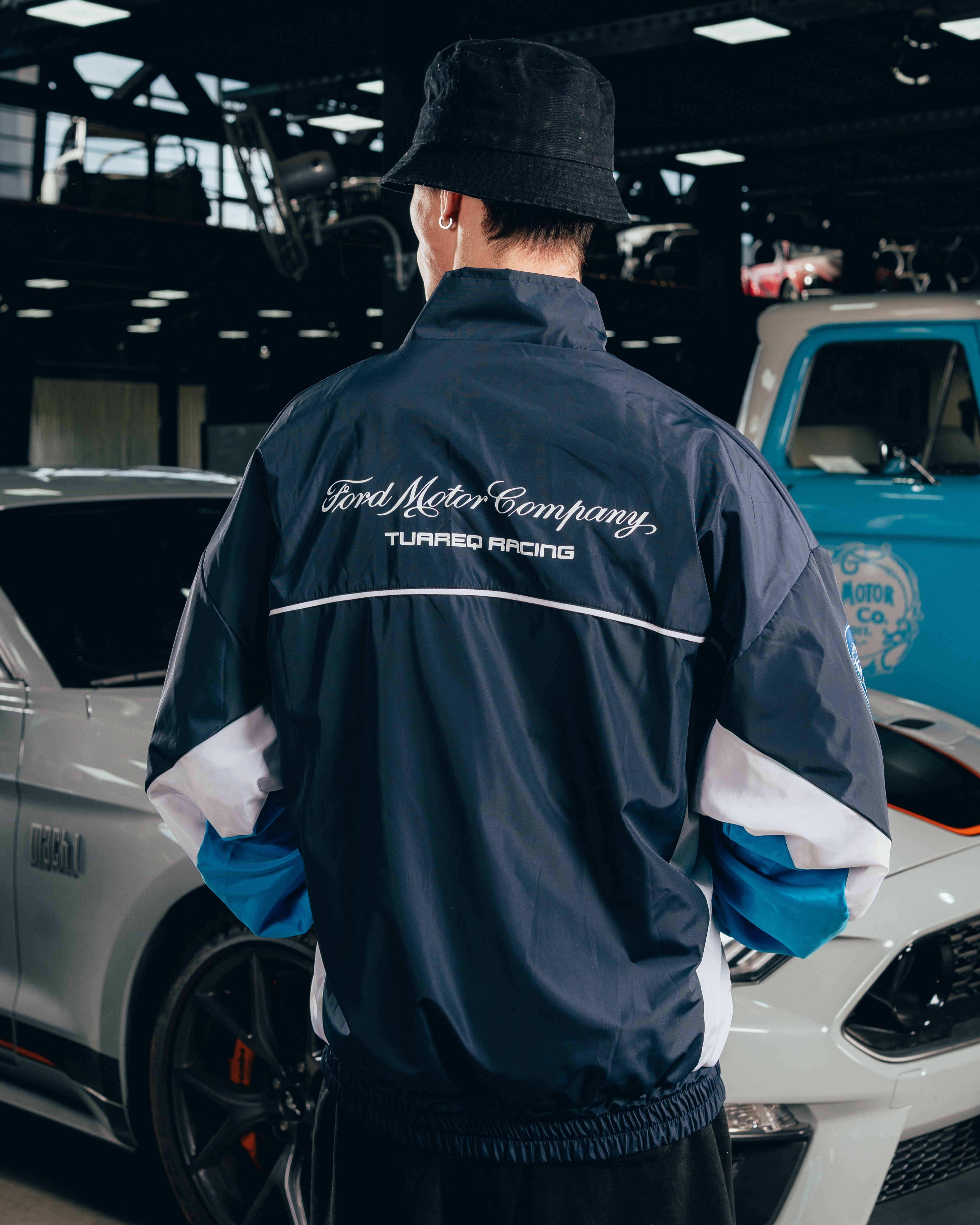 CAMPERA DEPORTIVA ROMPEVIENTO [ FORD ] BICOLOR BLUE