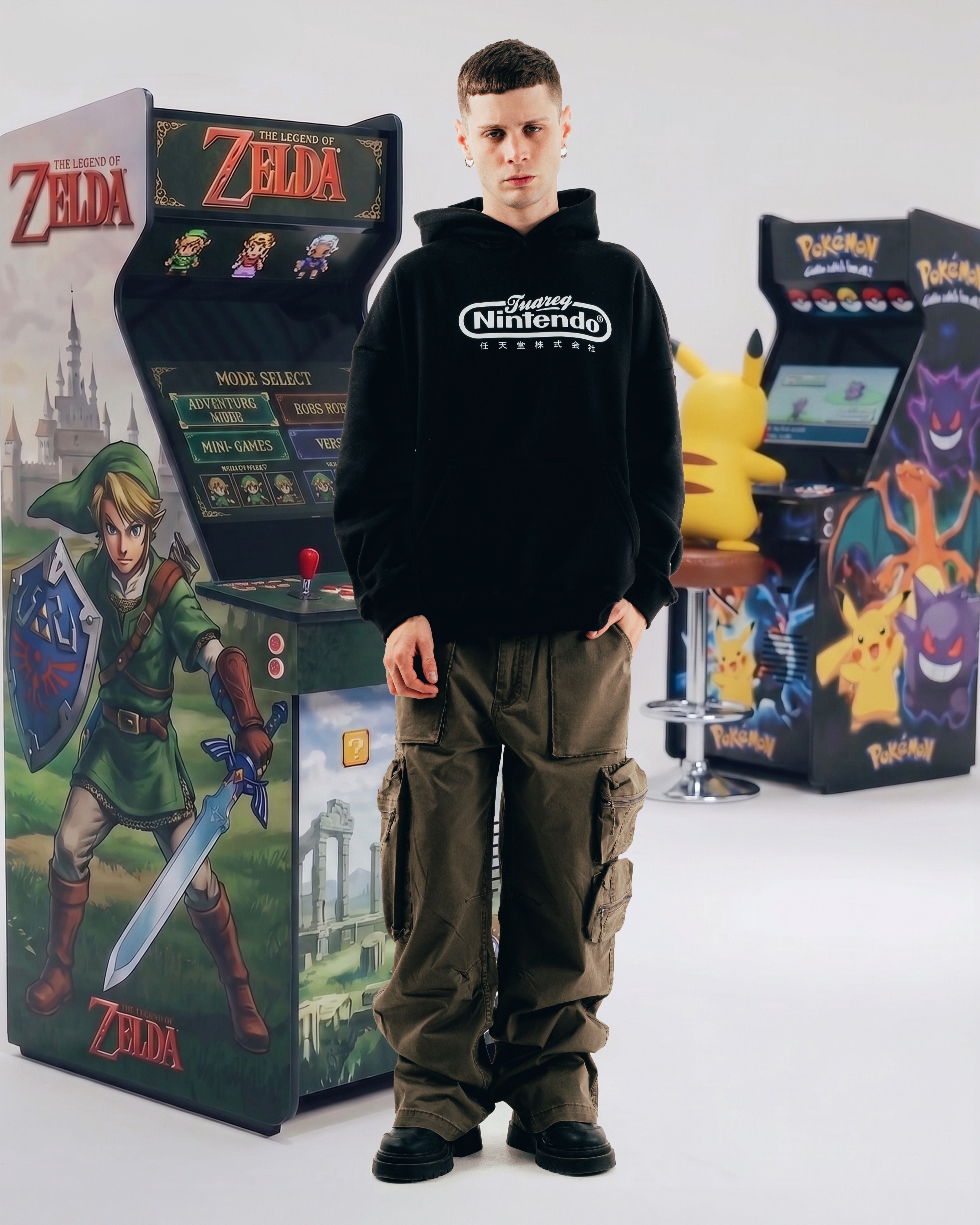 HOODIE [ NINTENDO ] WORLD BLACK